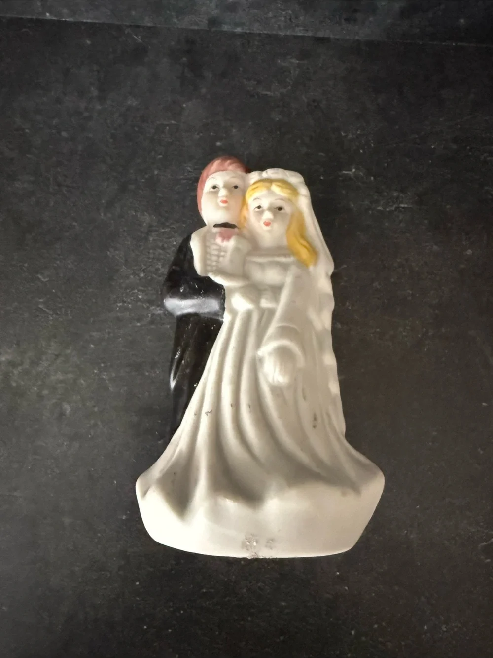 Classic White Bride and Groom Cake Topper - Wedding Figurine